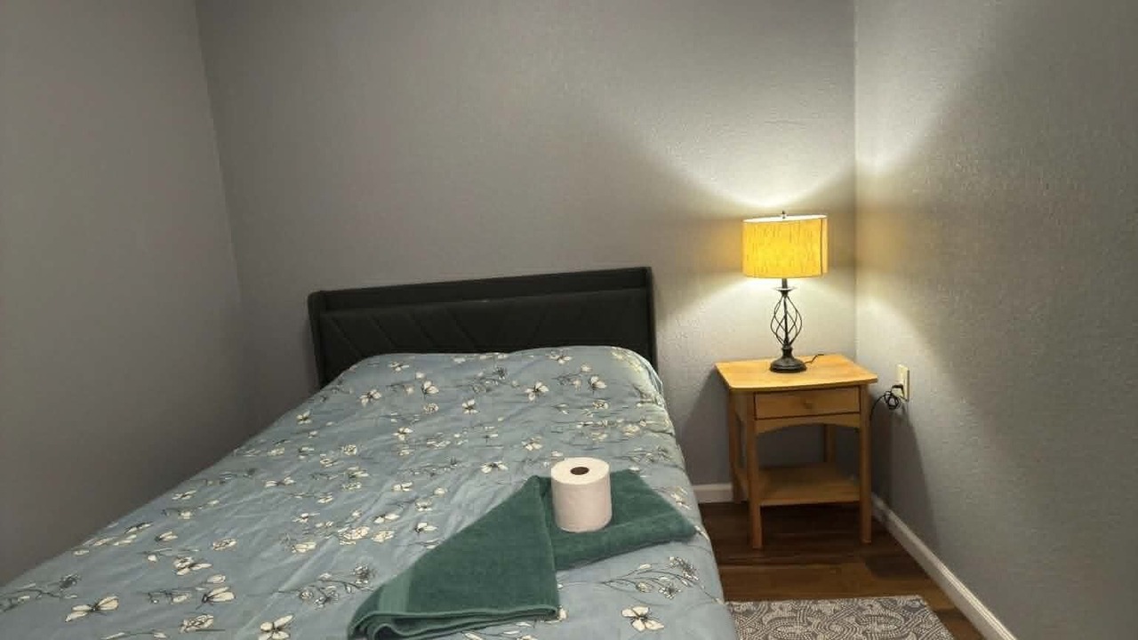 Photo of Bedroom in Mira Loma