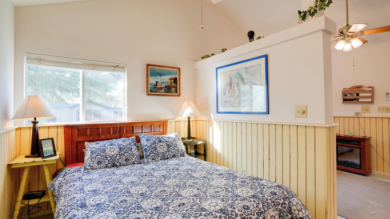 Photo of Bedroom in Yarnell