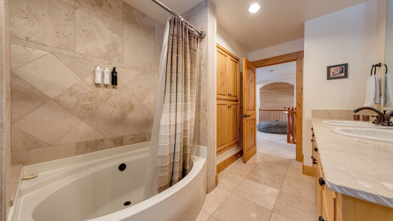 Photo of Bathroom in Truckee