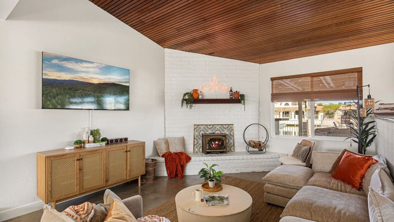 Photo of Livingroom in Silver Lakes Country Club