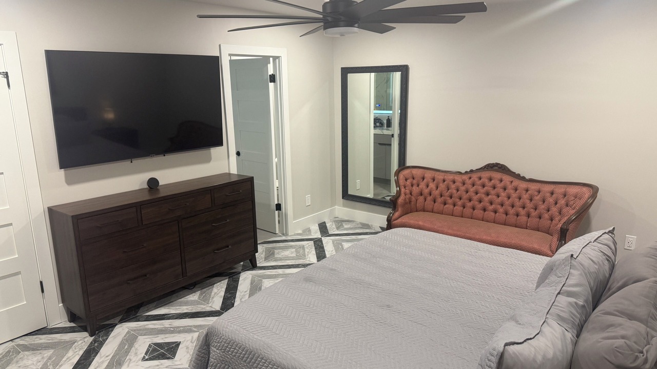 Photo of Bedroom in La Casa Linda