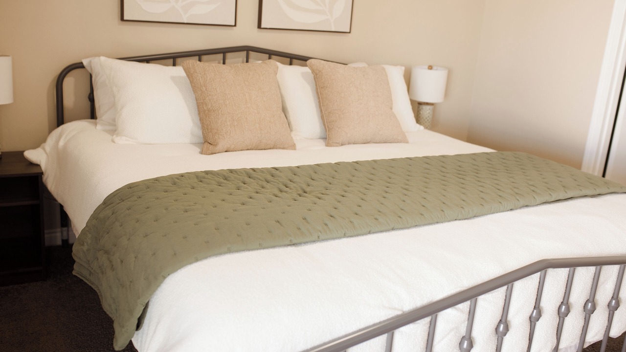 Photo of Bedroom in Pumpkin Center
