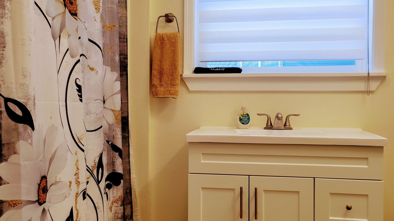 Photo of Bathroom in Grass Valley