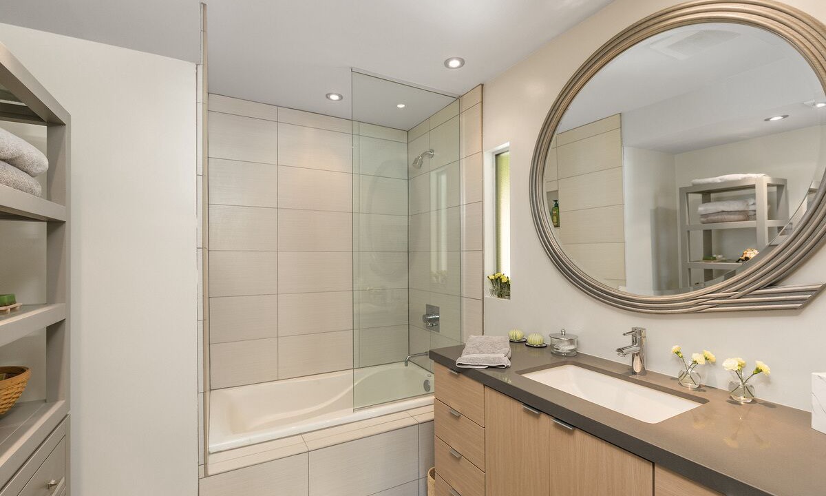 Photo of Bathroom in Araby