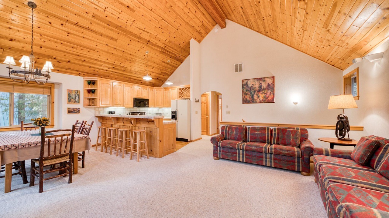 Photo of Livingroom in Truckee
