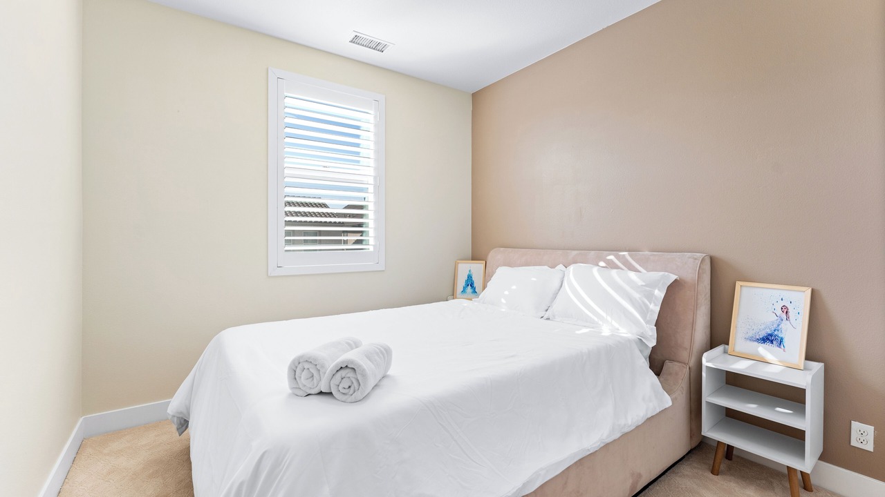 Photo of Bedroom in Riverview West