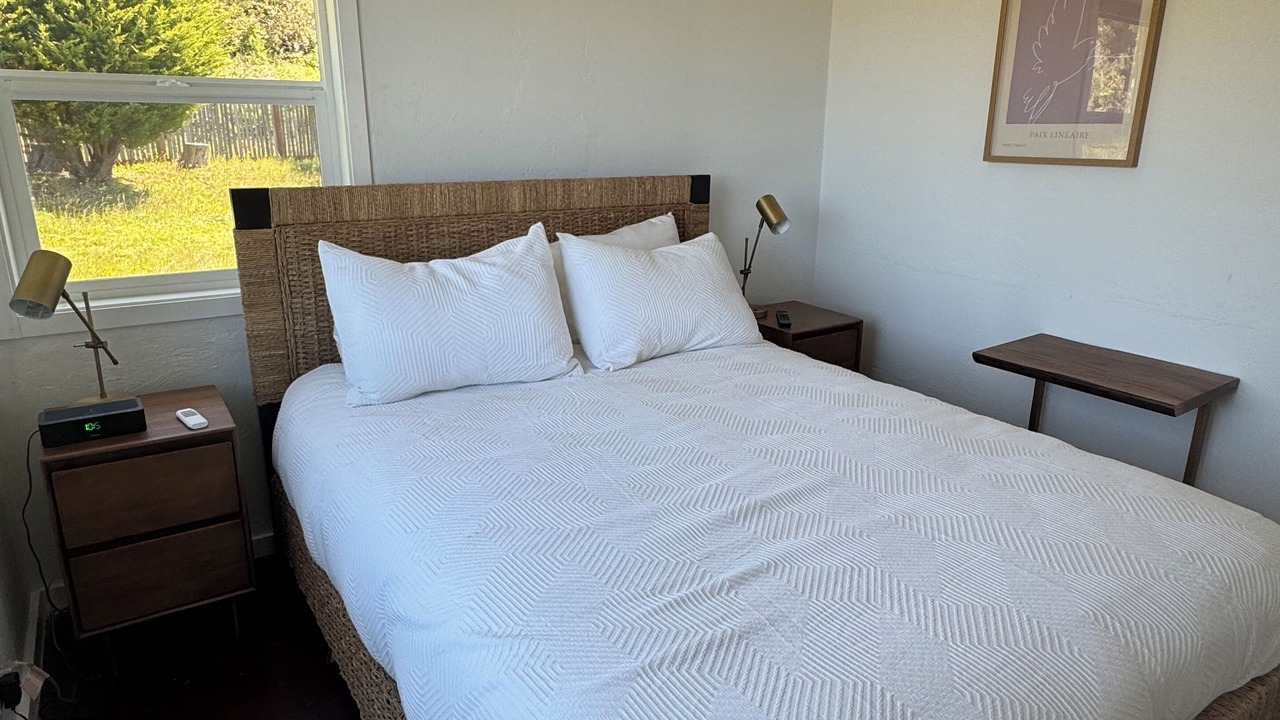 Photo of Bedroom in Gualala