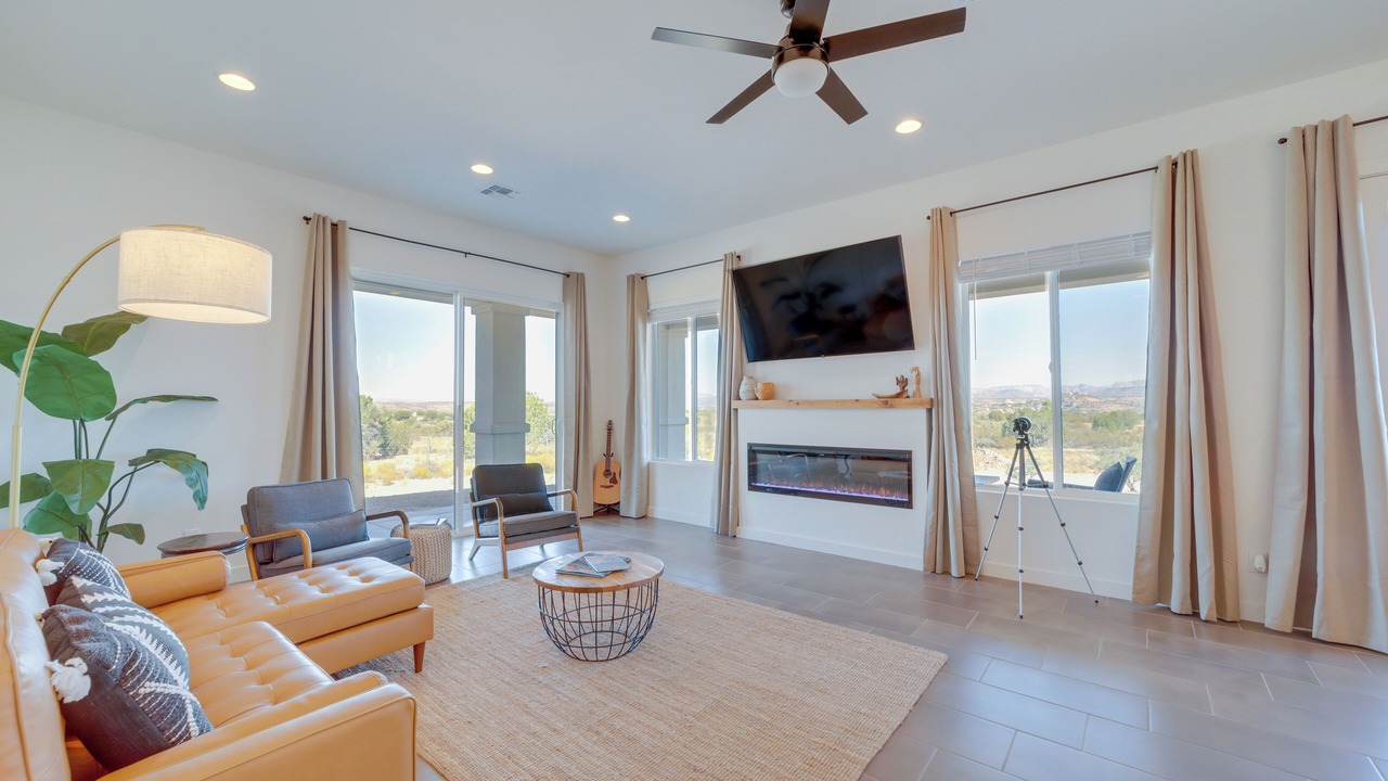 Photo of Bedroom in Rimrock
