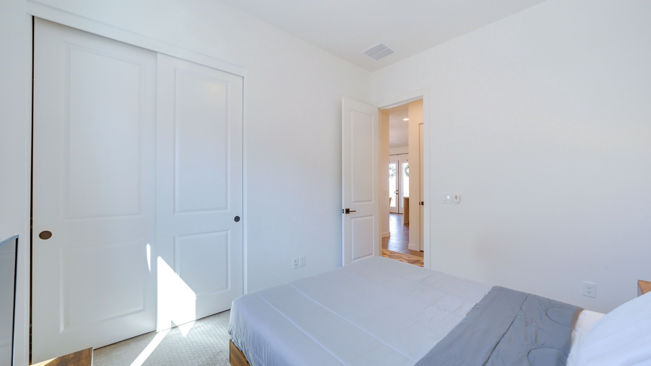 Photo of Bedroom in Rimrock