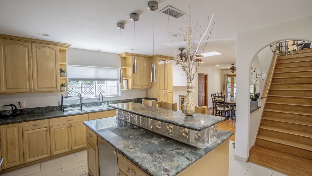 Photo of Kitchen in Encino
