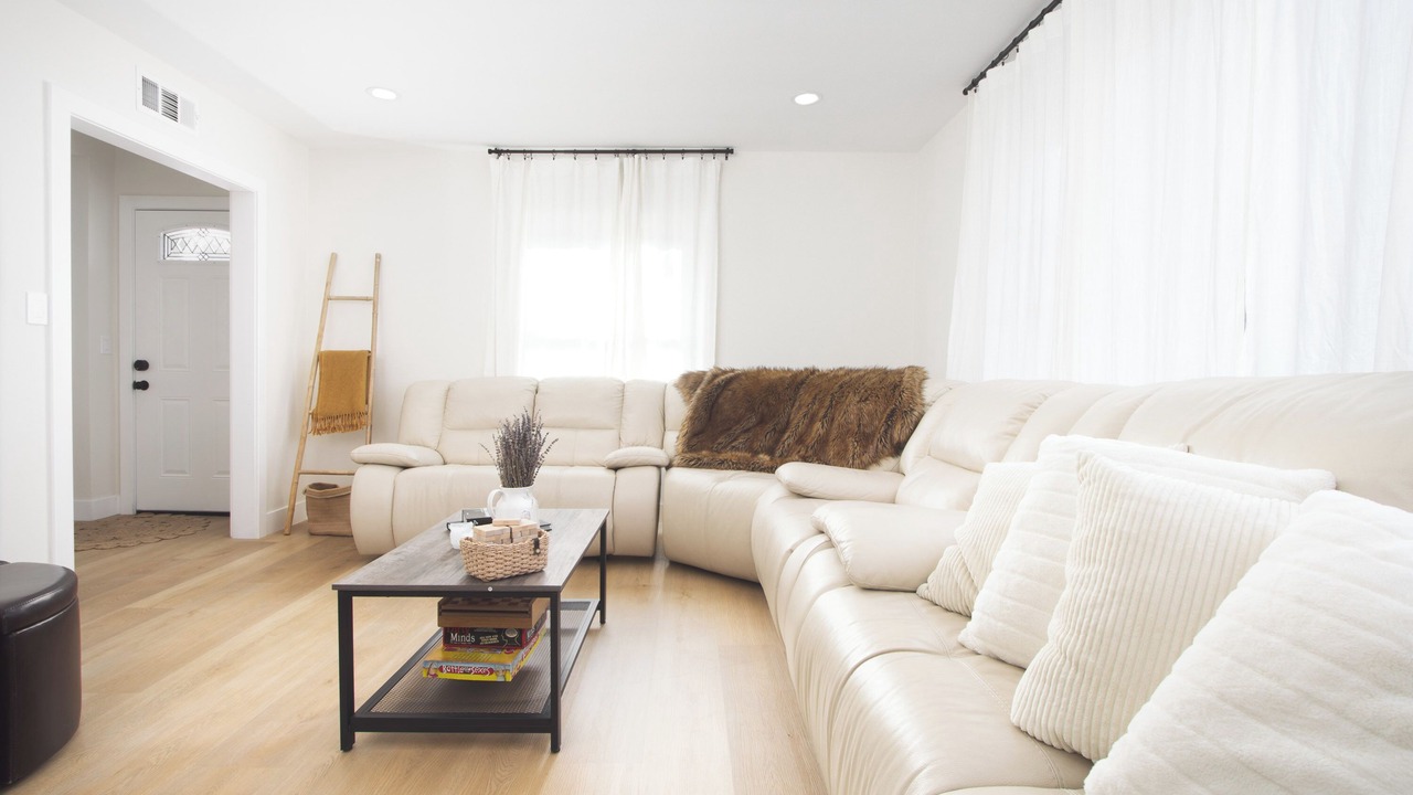 Photo of Livingroom in North Tustin