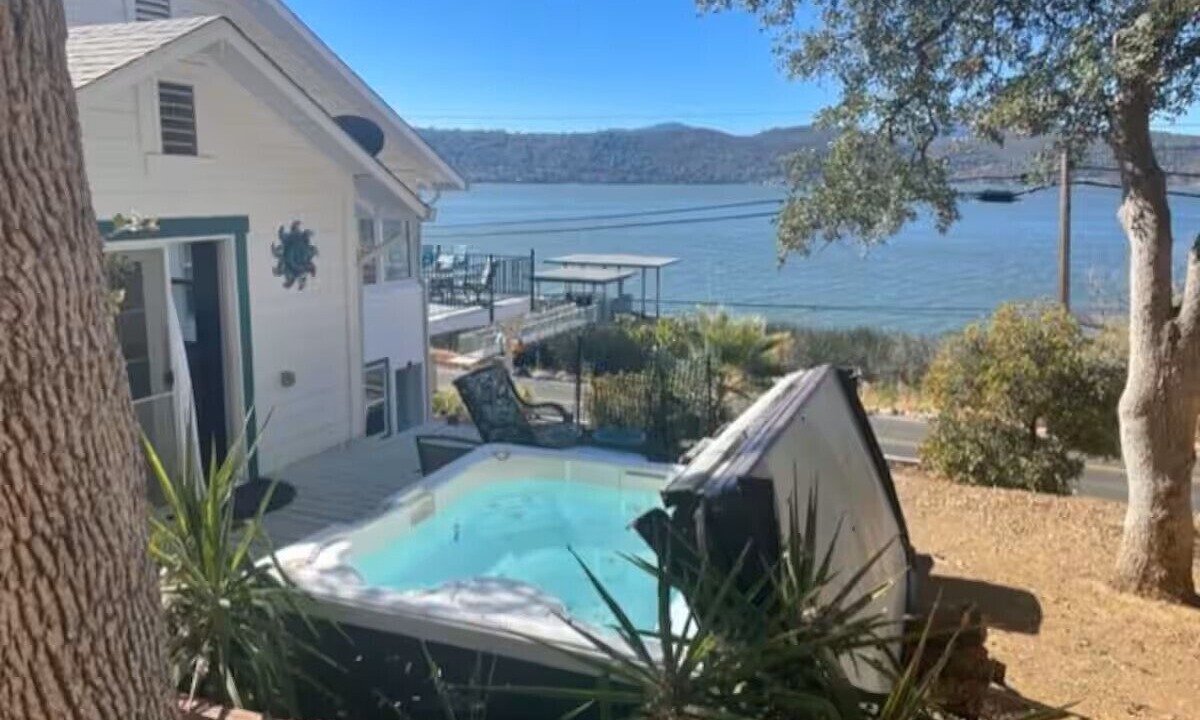 Photo of Outdoor in Clearlake