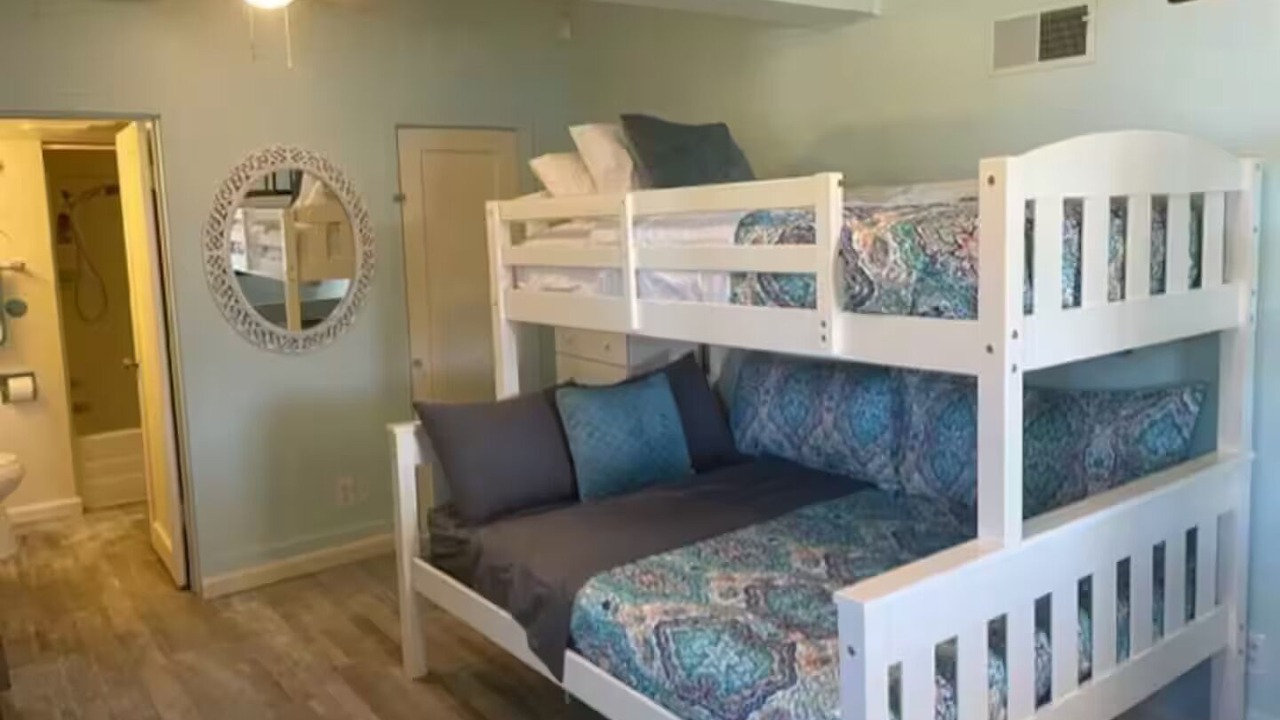 Photo of Bedroom in Clearlake