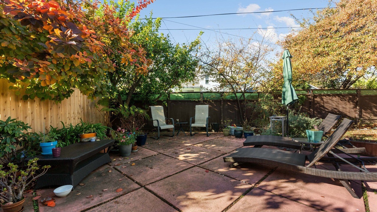 Photo of Patio Balcony in East Richmond