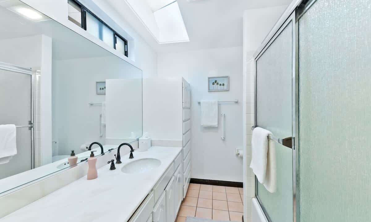 Photo of Bathroom in West Newport