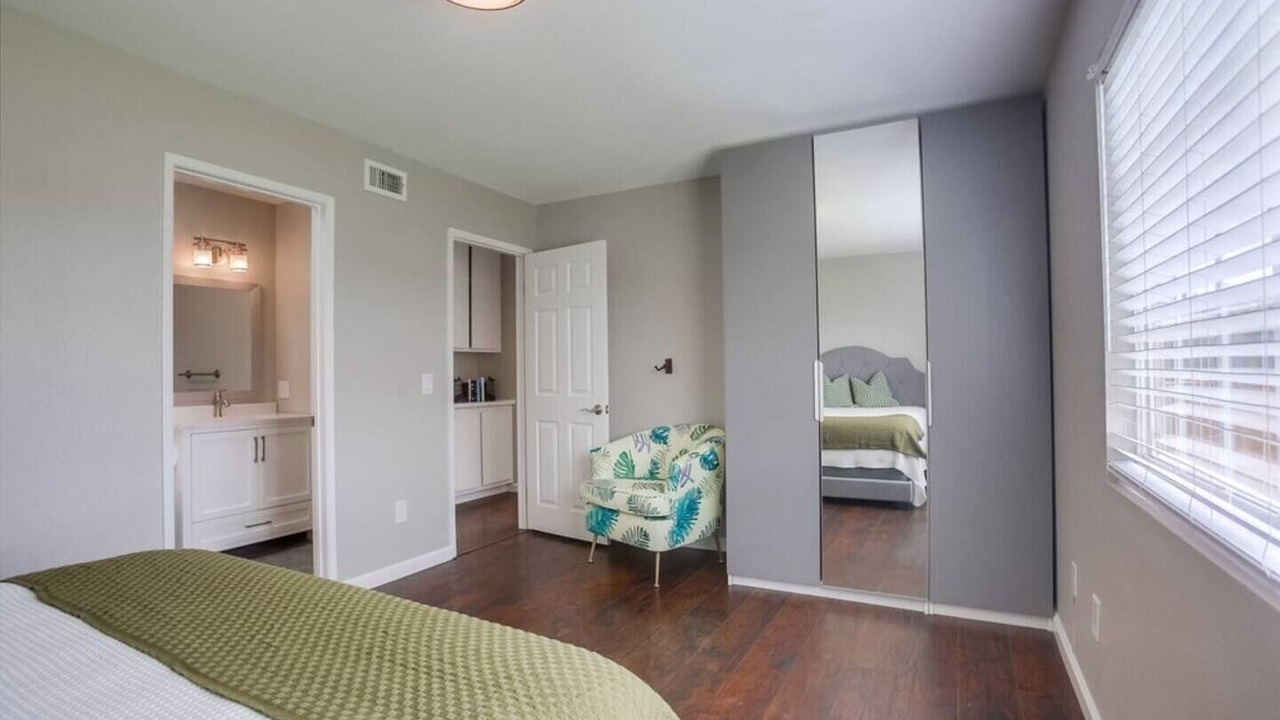 Photo of Bedroom in Mira Mesa