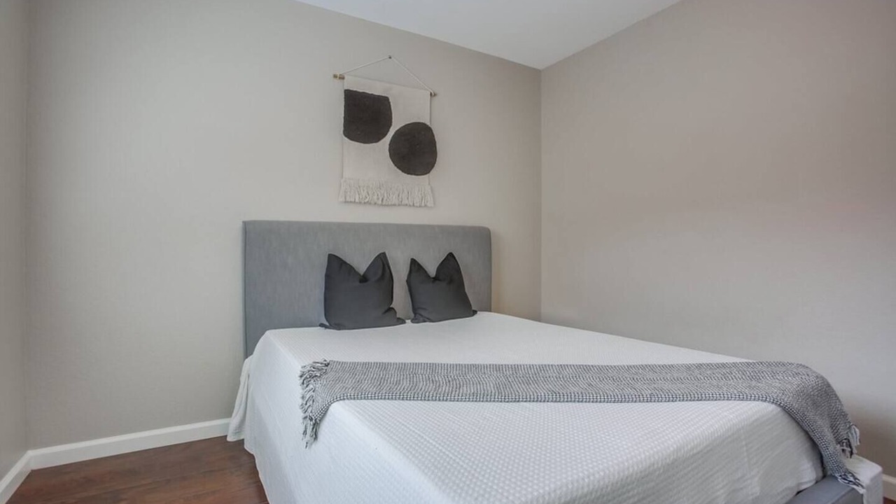 Photo of Bedroom in Mira Mesa