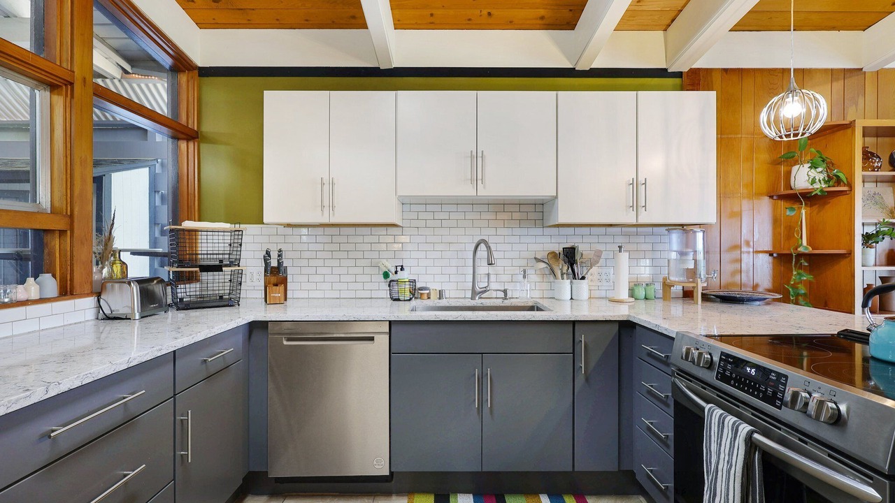 Photo of Kitchen in Benton Tract