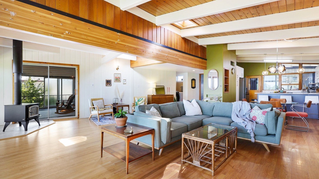 Photo of Livingroom in Benton Tract