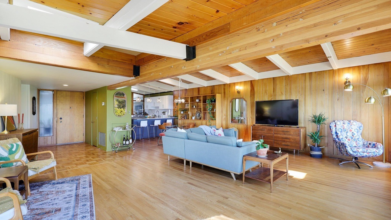 Photo of Livingroom in Benton Tract
