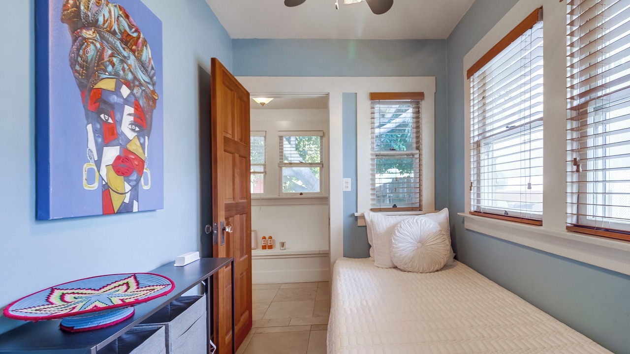 Photo of Bedroom in Golden Hill