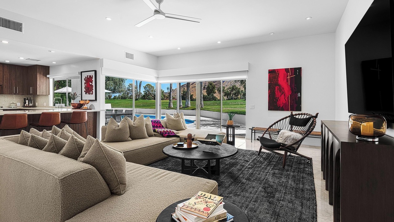 Photo of Livingroom in Indian Canyon