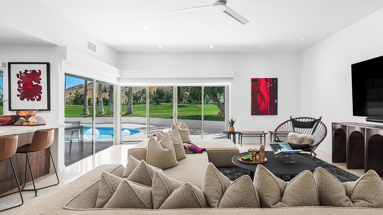 Photo of Livingroom in Indian Canyon