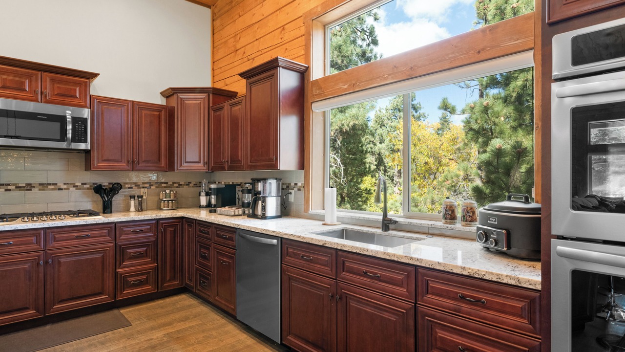 Photo of Kitchen in Big Bear Lake