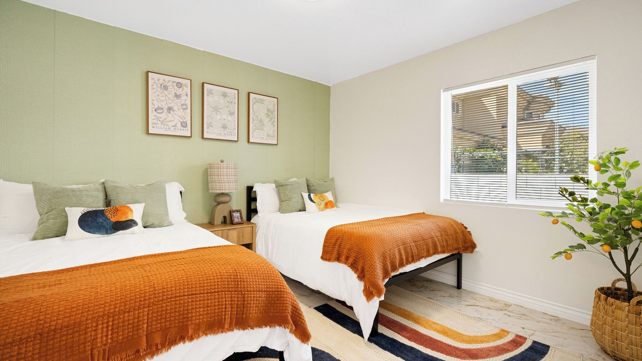 Photo of Bedroom in Midway City
