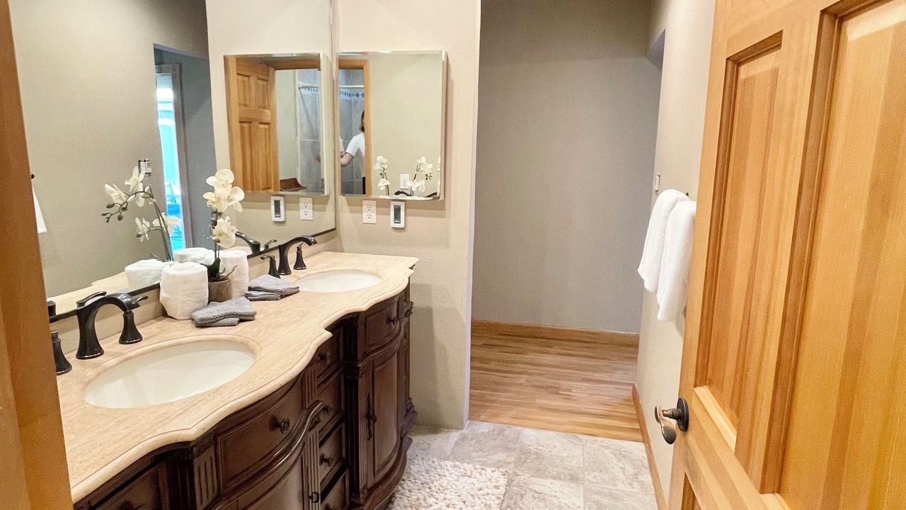 Photo of Bathroom in Chico