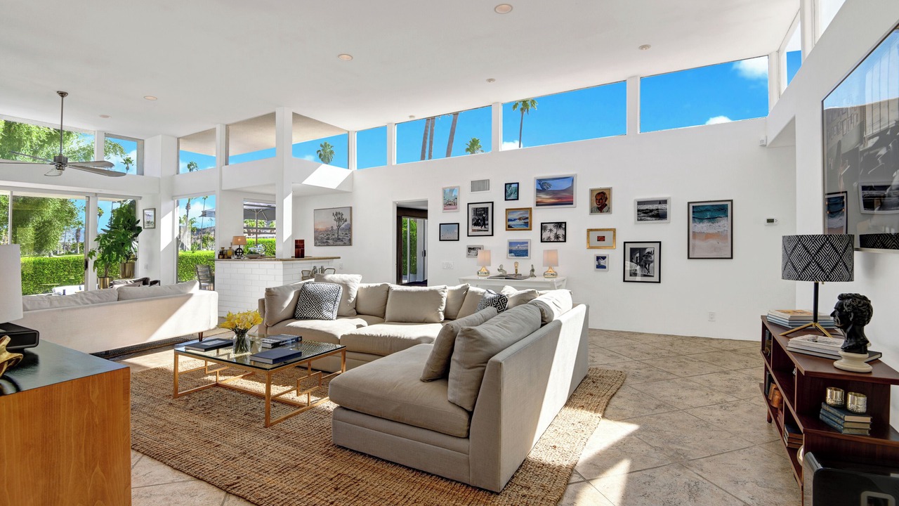 Photo of Livingroom in Indian Canyon