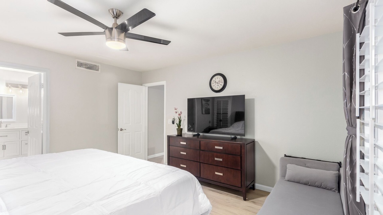 Photo of Bedroom in Desert Ridge