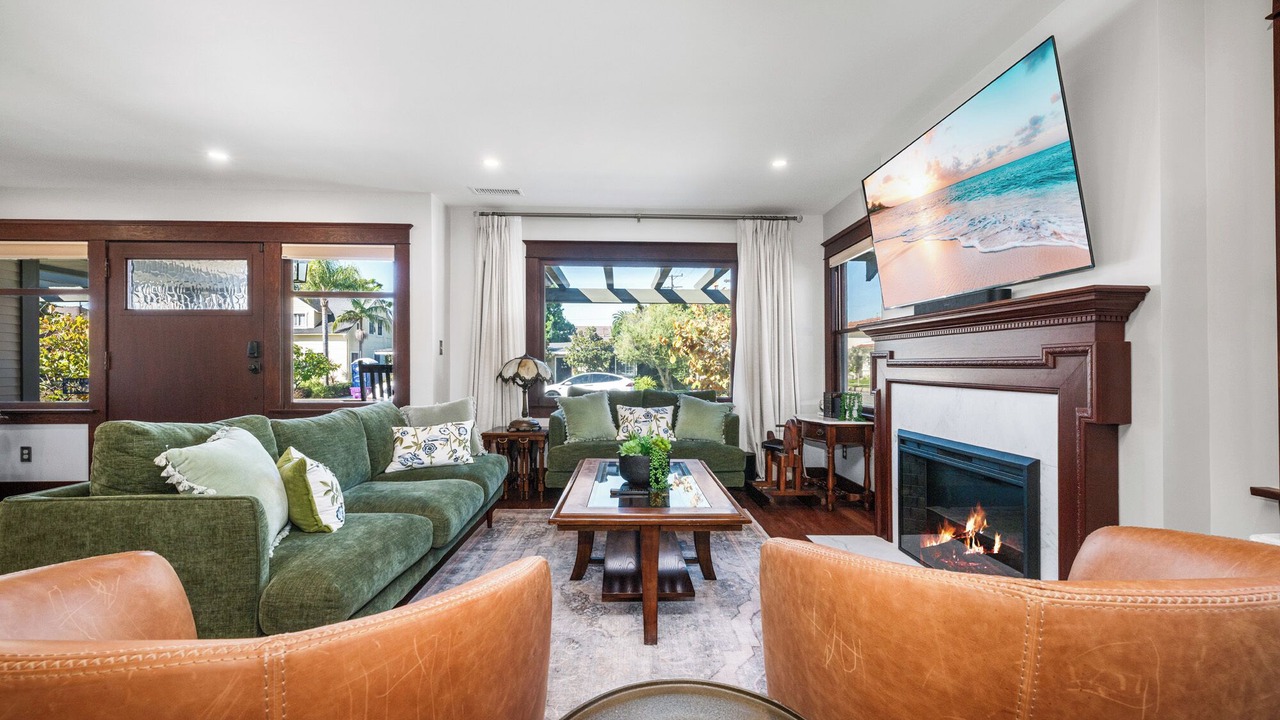 Photo of Livingroom in Belmont Heights
