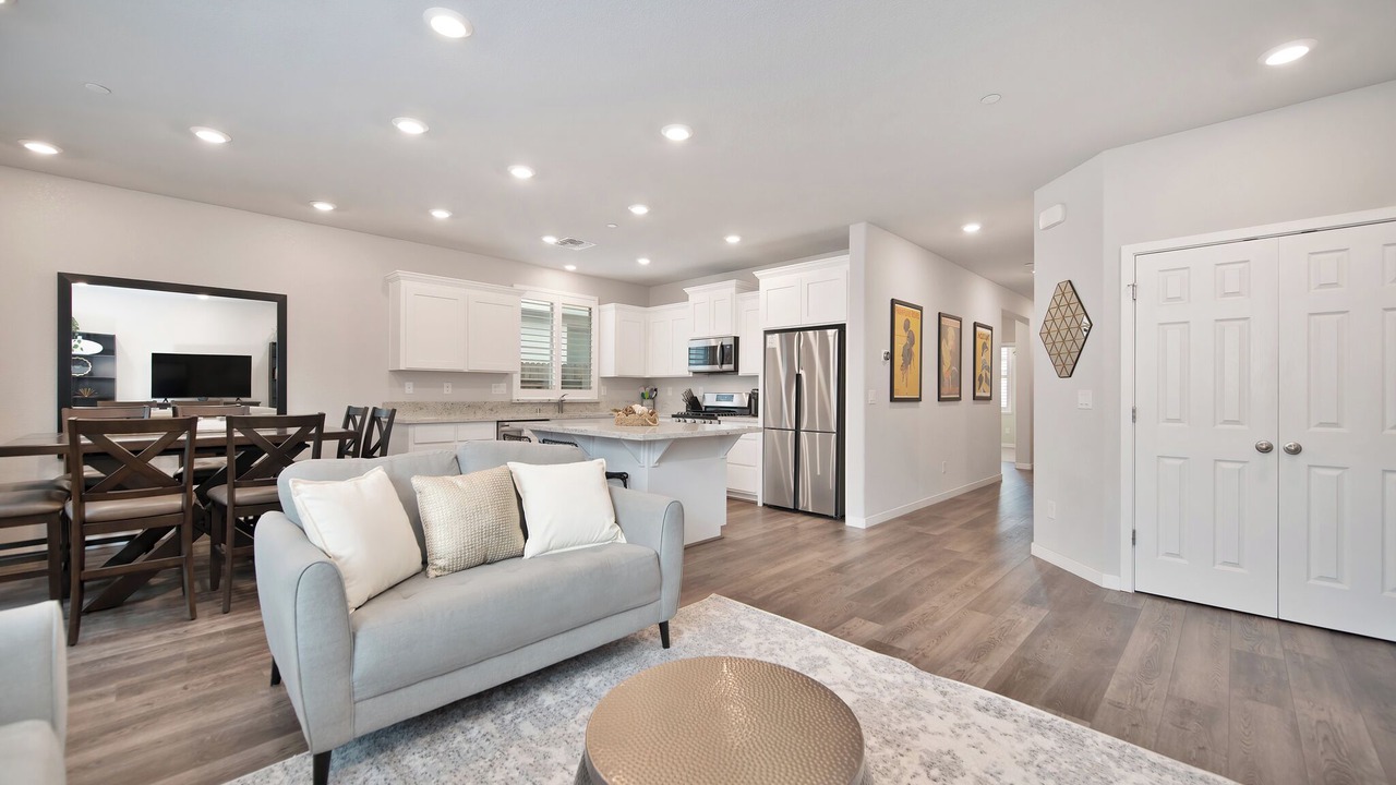 Photo of Livingroom in Roseville