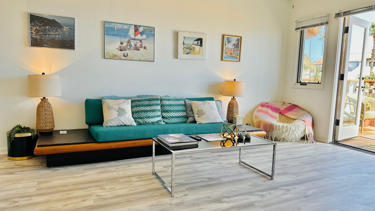 Photo of Livingroom in Avalon