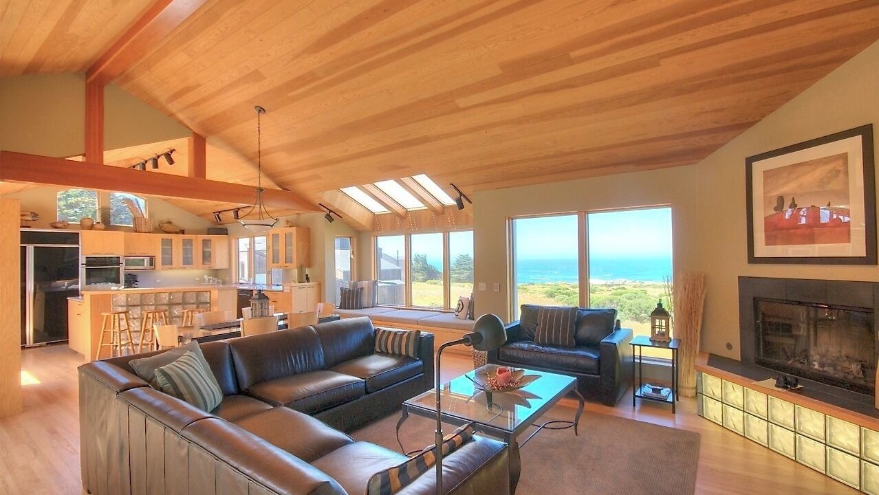 Photo of Livingroom in Sea Ranch