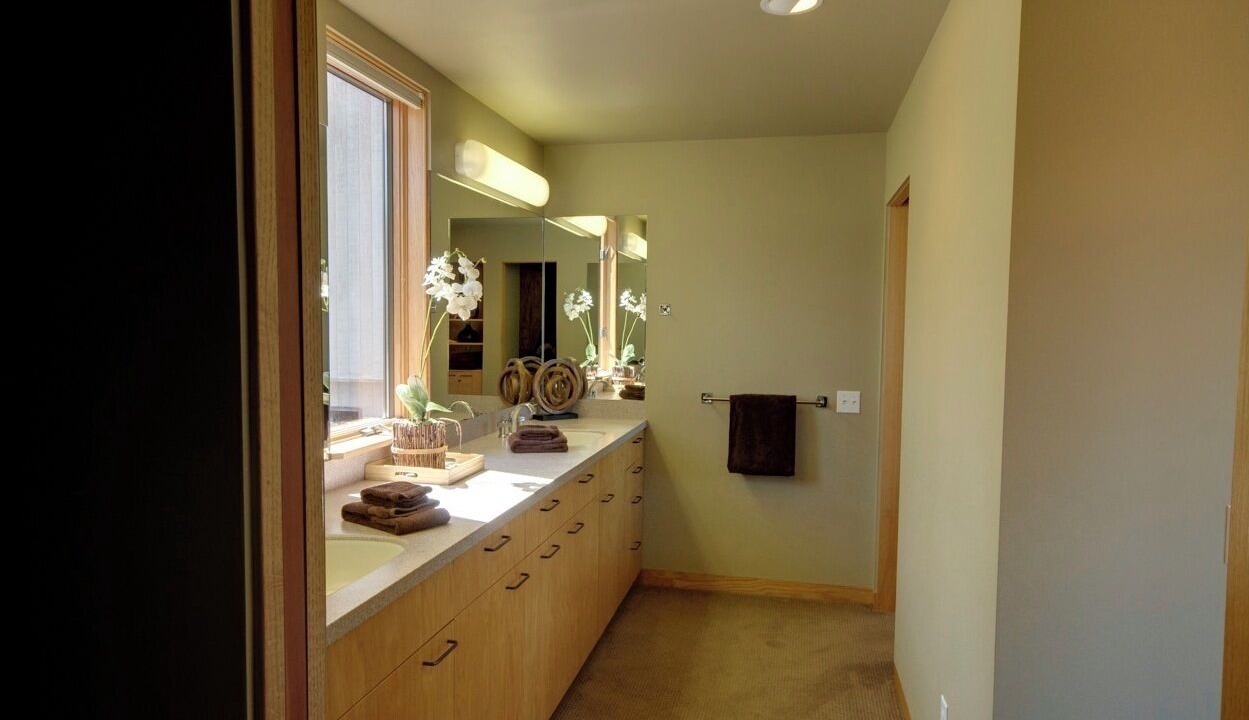 Photo of Bathroom in Sea Ranch