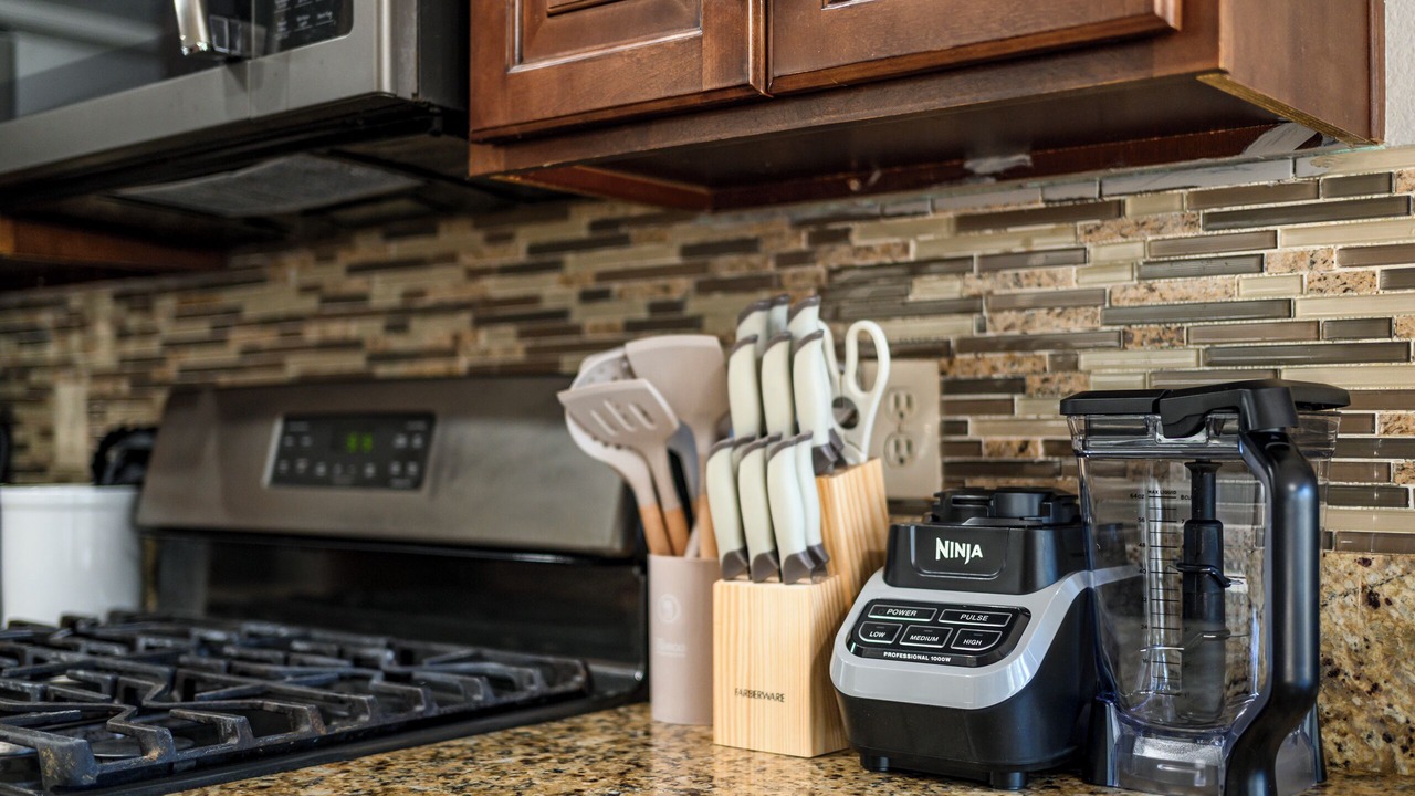 Photo of Kitchen in Lake Elsinore