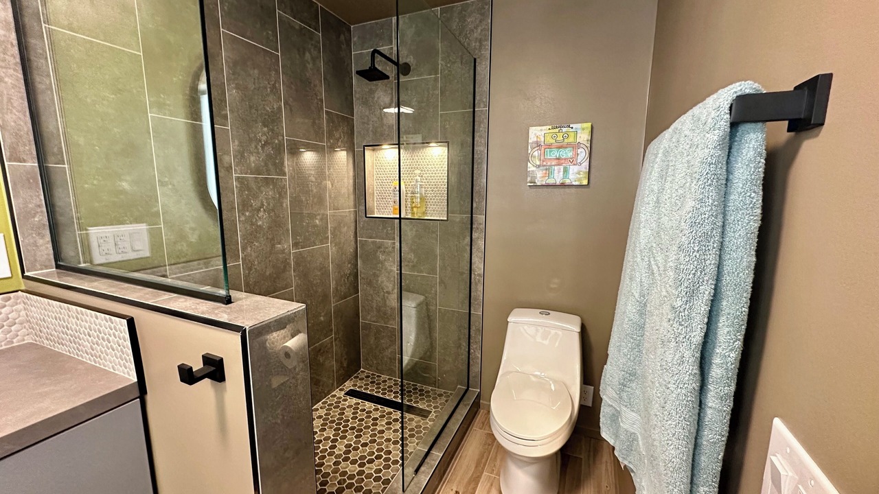 Photo of Bathroom in Araby