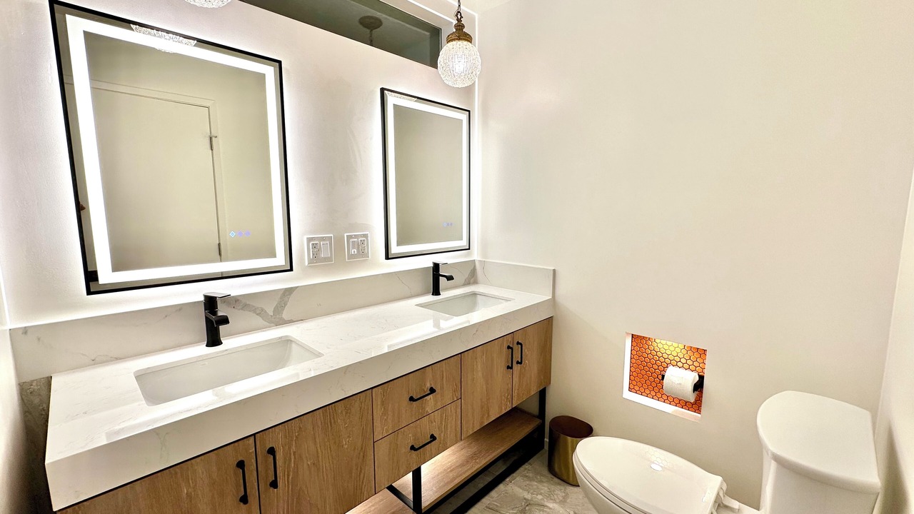 Photo of Bathroom in Araby