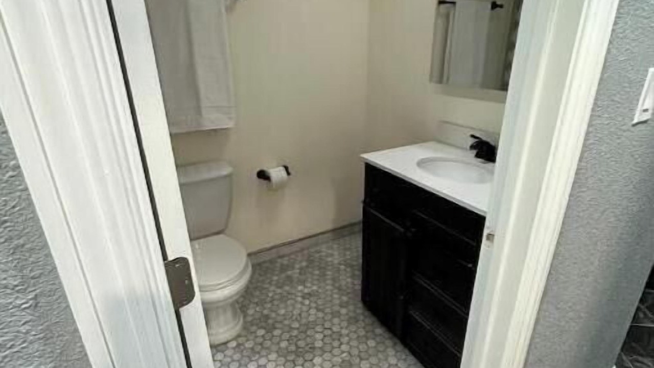 Photo of Bathroom in Bechelli