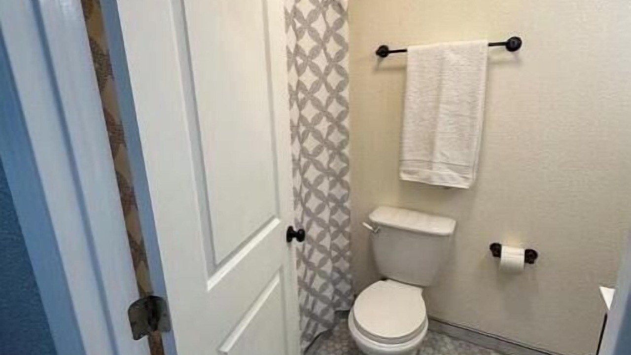 Photo of Bathroom in Bechelli