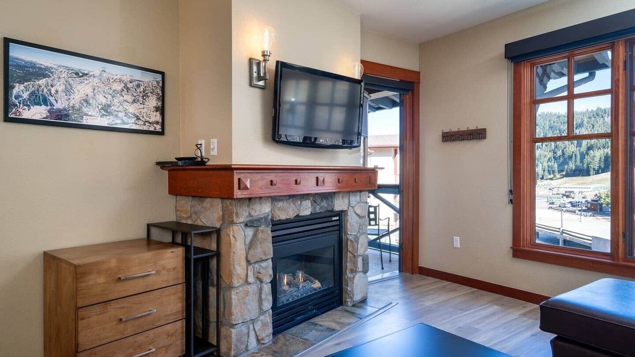 Photo of Livingroom in Olympic Valley