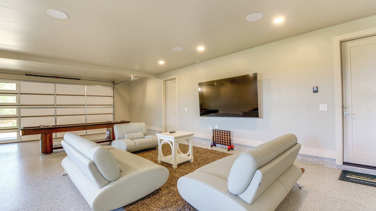 Photo of Livingroom in Lynx Mountain View Estates