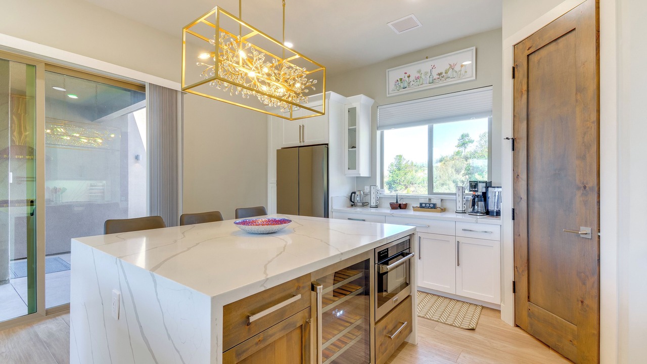 Photo of Kitchen in Lynx Mountain View Estates