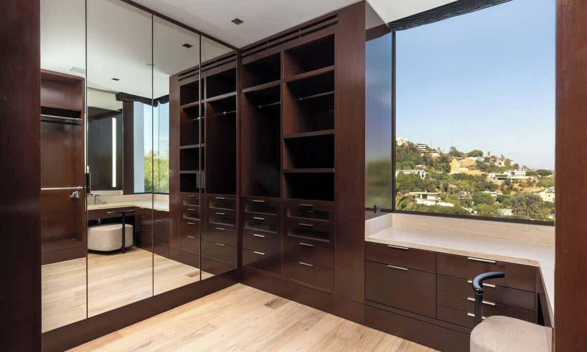 Photo of Bathroom in Hollywood Hills West