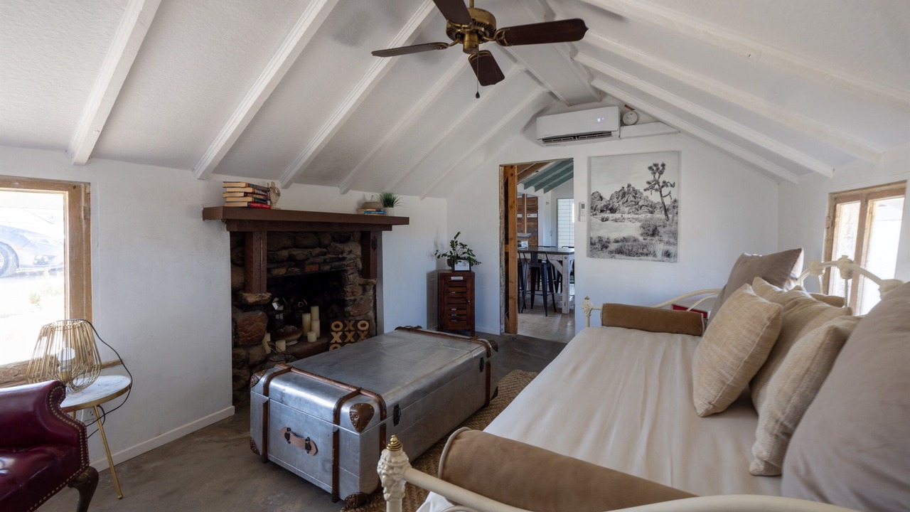 Photo of Bedroom in Wonder Valley
