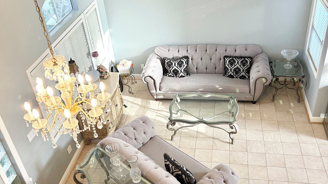 Photo of Livingroom in Pumpkin Center