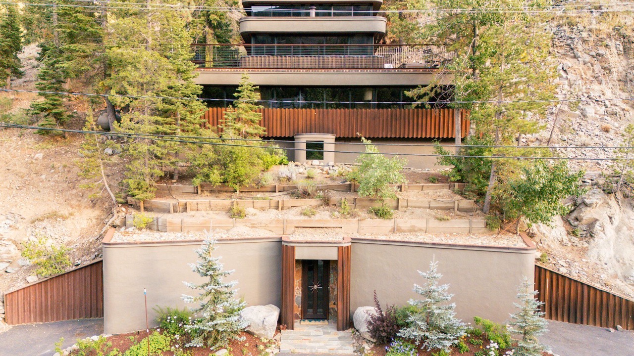 Photo of Outdoor in Alpine Meadows