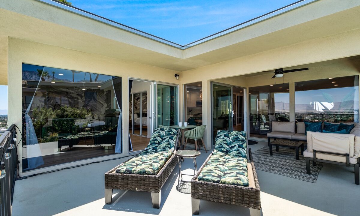 Photo of Patio Balcony in Araby